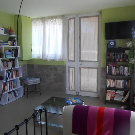 Bed and Breakfast Casale Grandangolo 3*