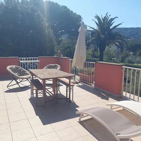 Casale Grandangolo فندق مبيت وإفطار