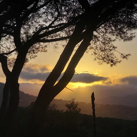 Casale Grandangolo فندق مبيت وإفطار كابوليفيري